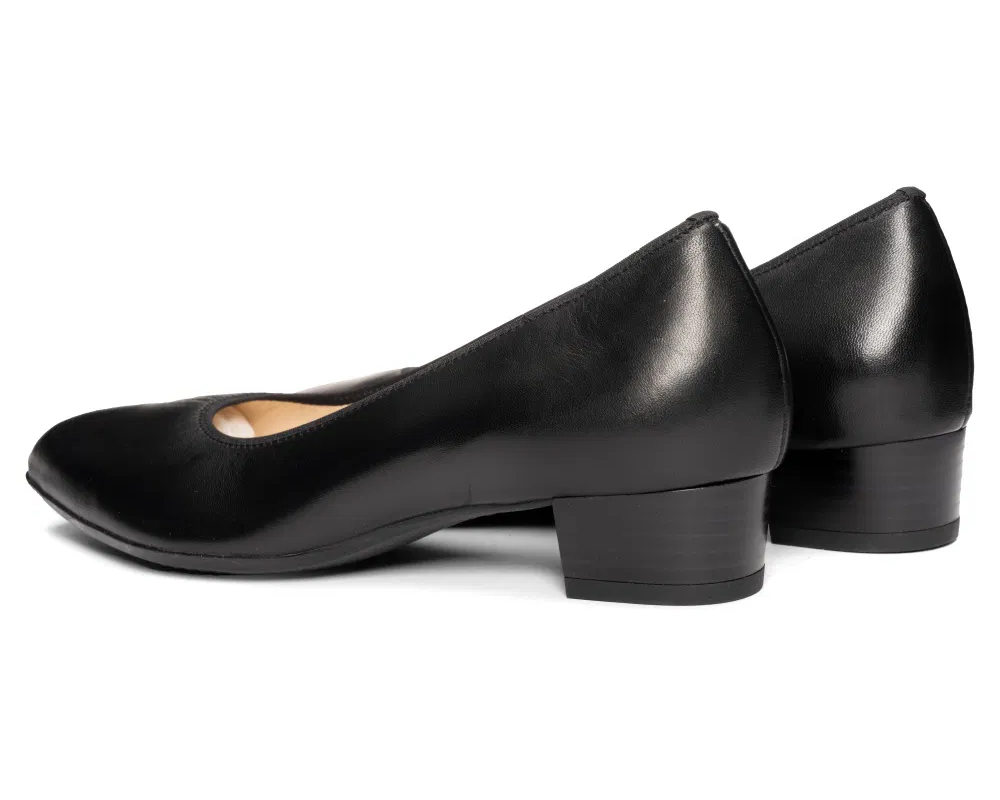 'Milano' damespomp met normale pasvorm (G) - Zwart