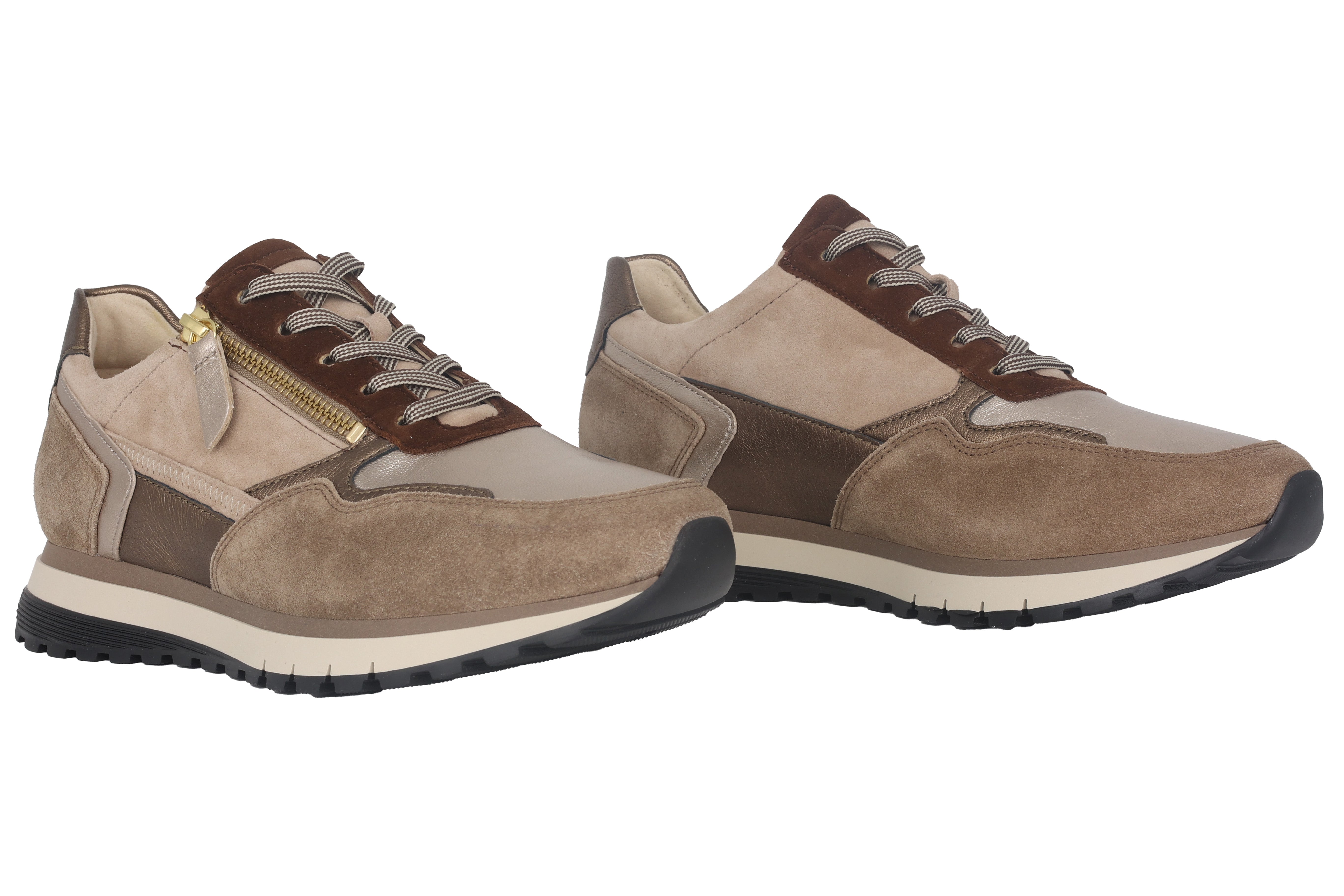 Sneaker stringata da donna con vestibilità ampia (H) '56.378.82' - Beige