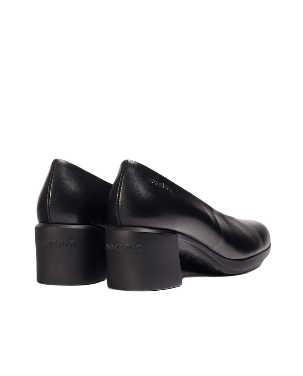 'Reghost 01' women's pump - black