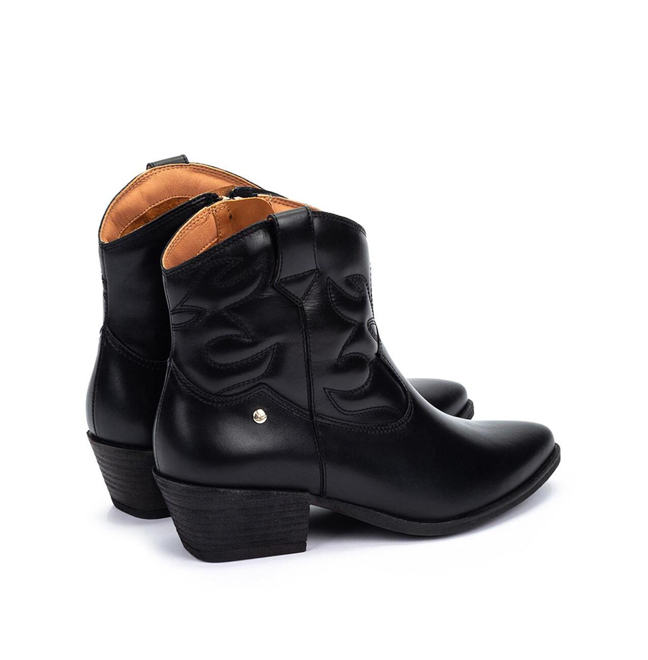 'Vergel' women's cowboy type ankle boot - Black