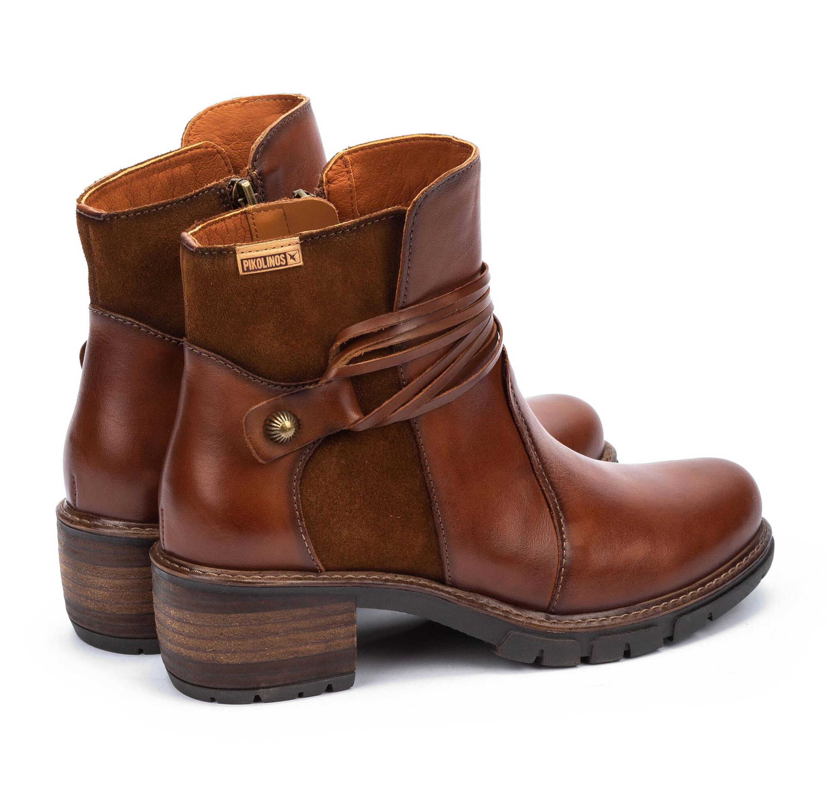 Damenstiefelette „San Sebastia“ – Rot