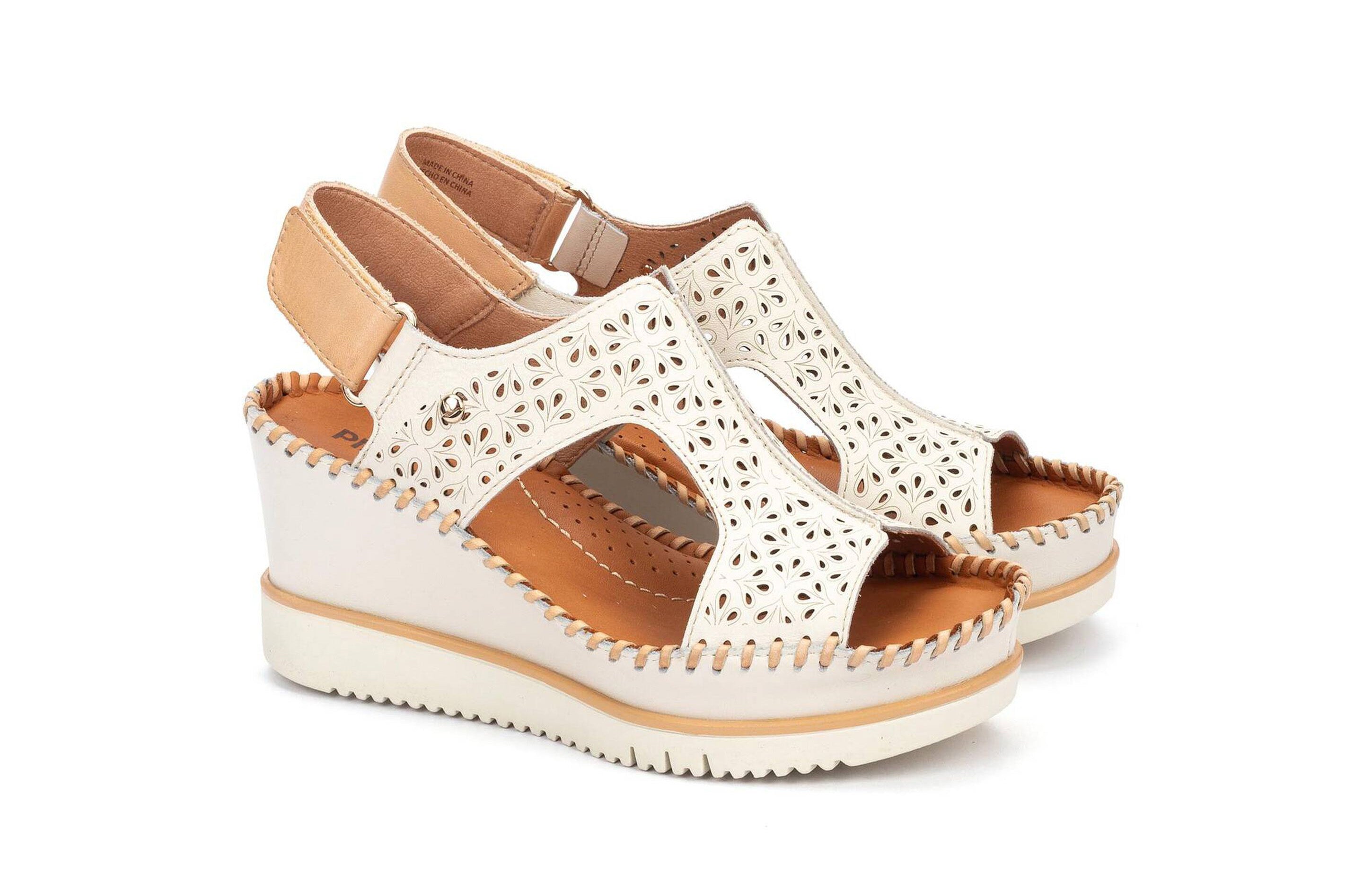 Damessandaal 'Aguadulce' - gebroken wit