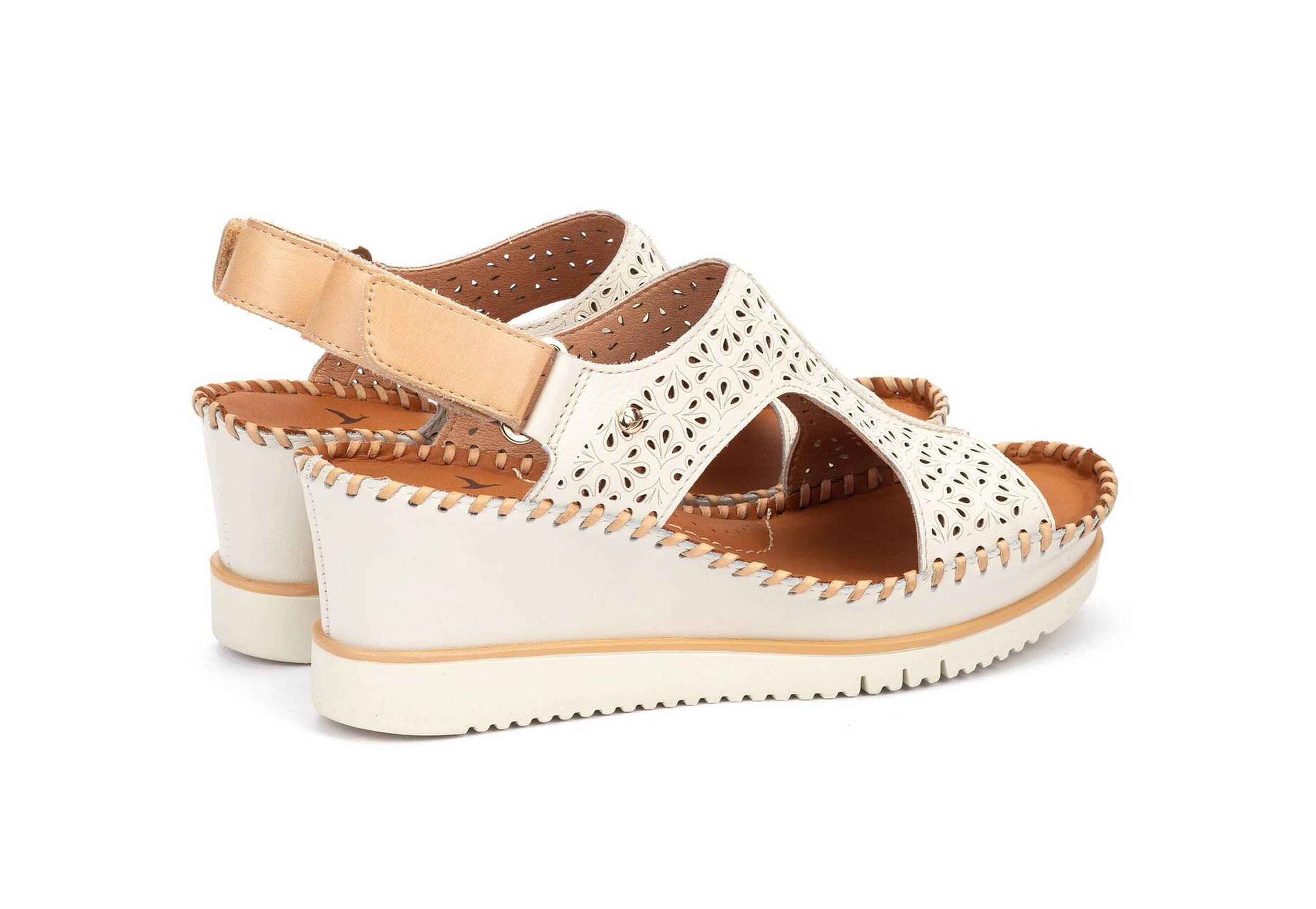 Damessandaal 'Aguadulce' - gebroken wit