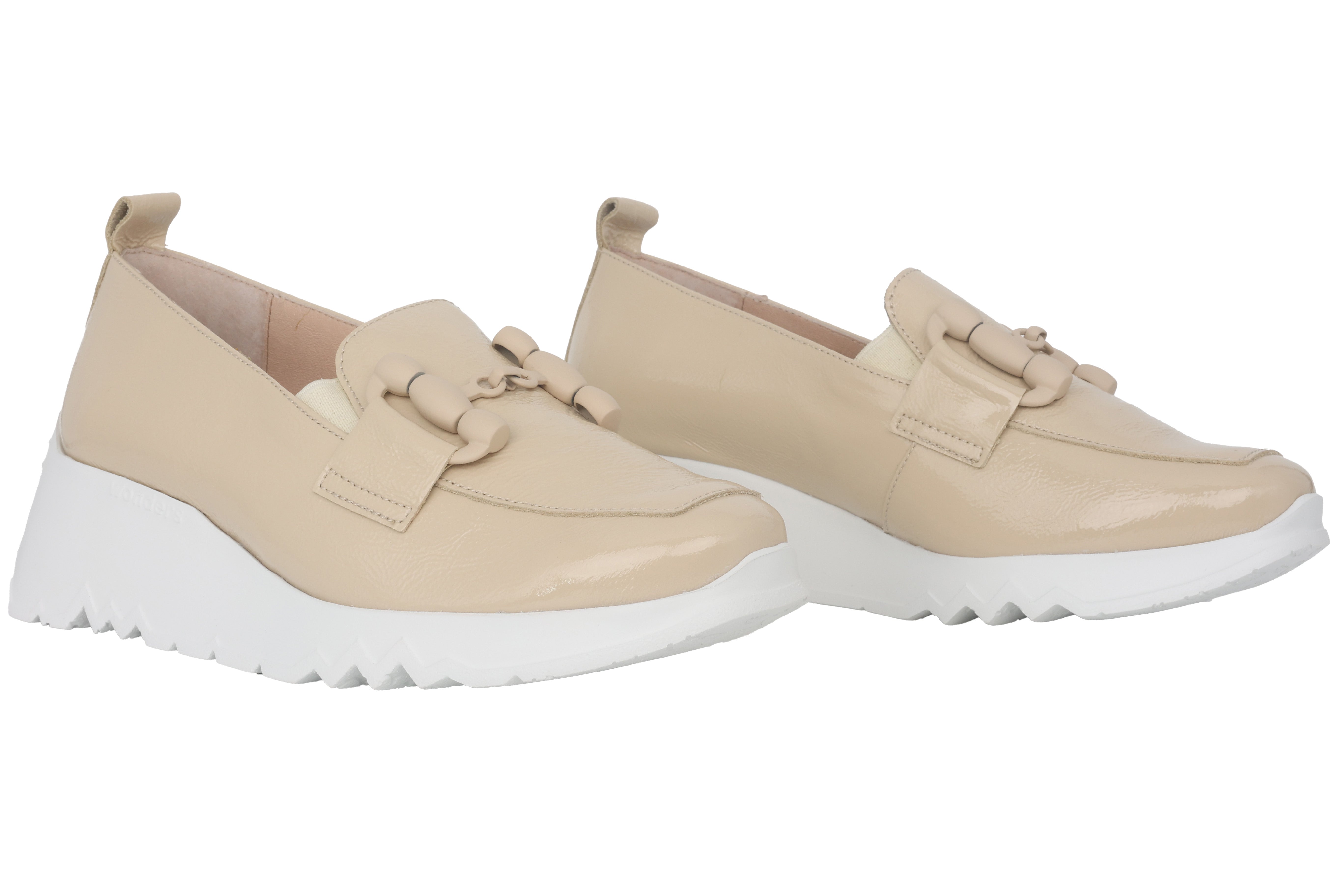 'Dance' women's loafer - beige patent