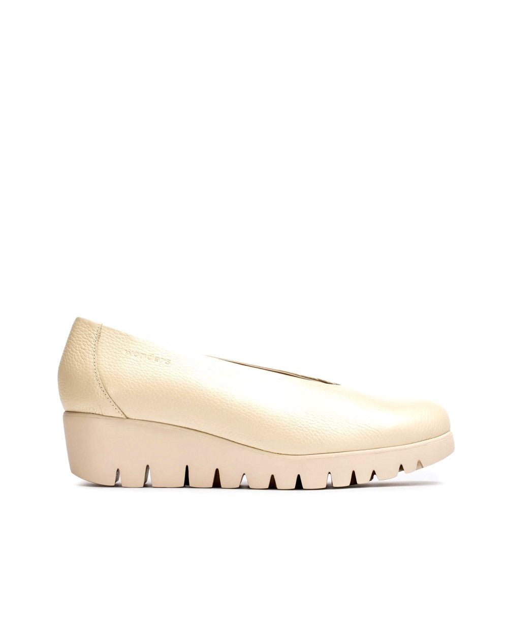 'Fly' women's loafer - Beige - Chaplinshoes'Fly' women's loafer - BeigeWonders