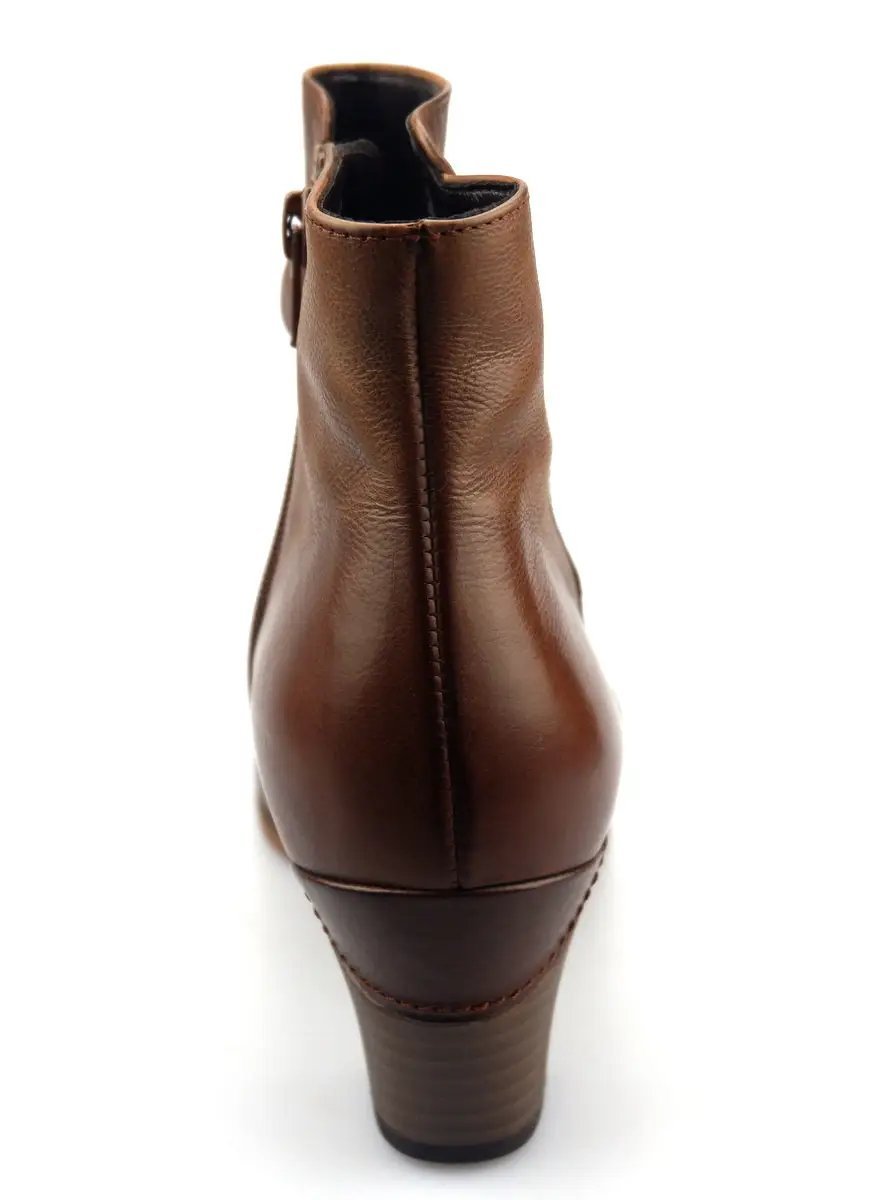 Gabor ankle boots 55.761.22 cognac brown leather - ChaplinshoesGabor ankle boots 55.761.22 cognac brown leatherGabor