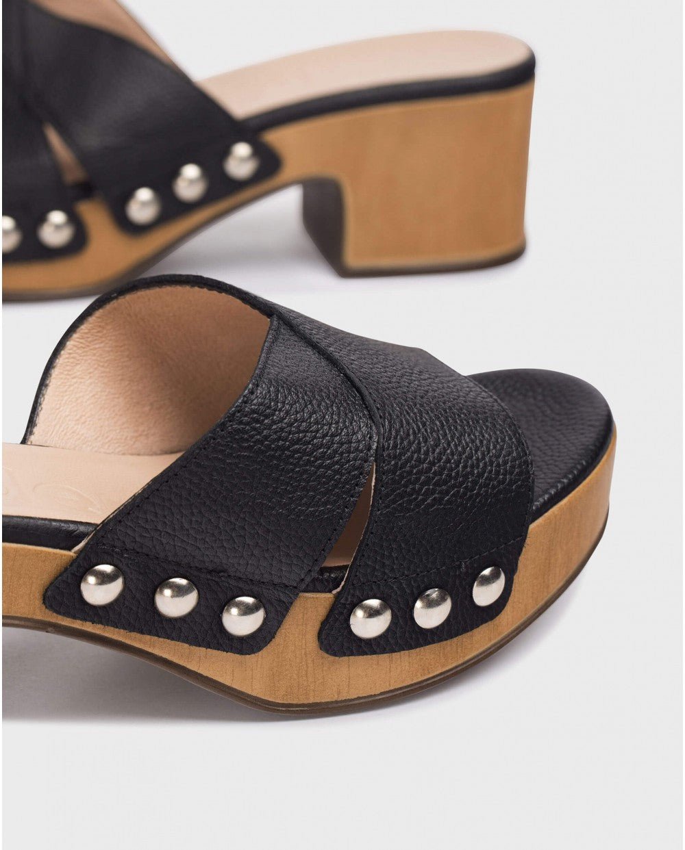 'Marta' women's sandal - Black - Chaplinshoes'Marta' women's sandal - BlackWonders