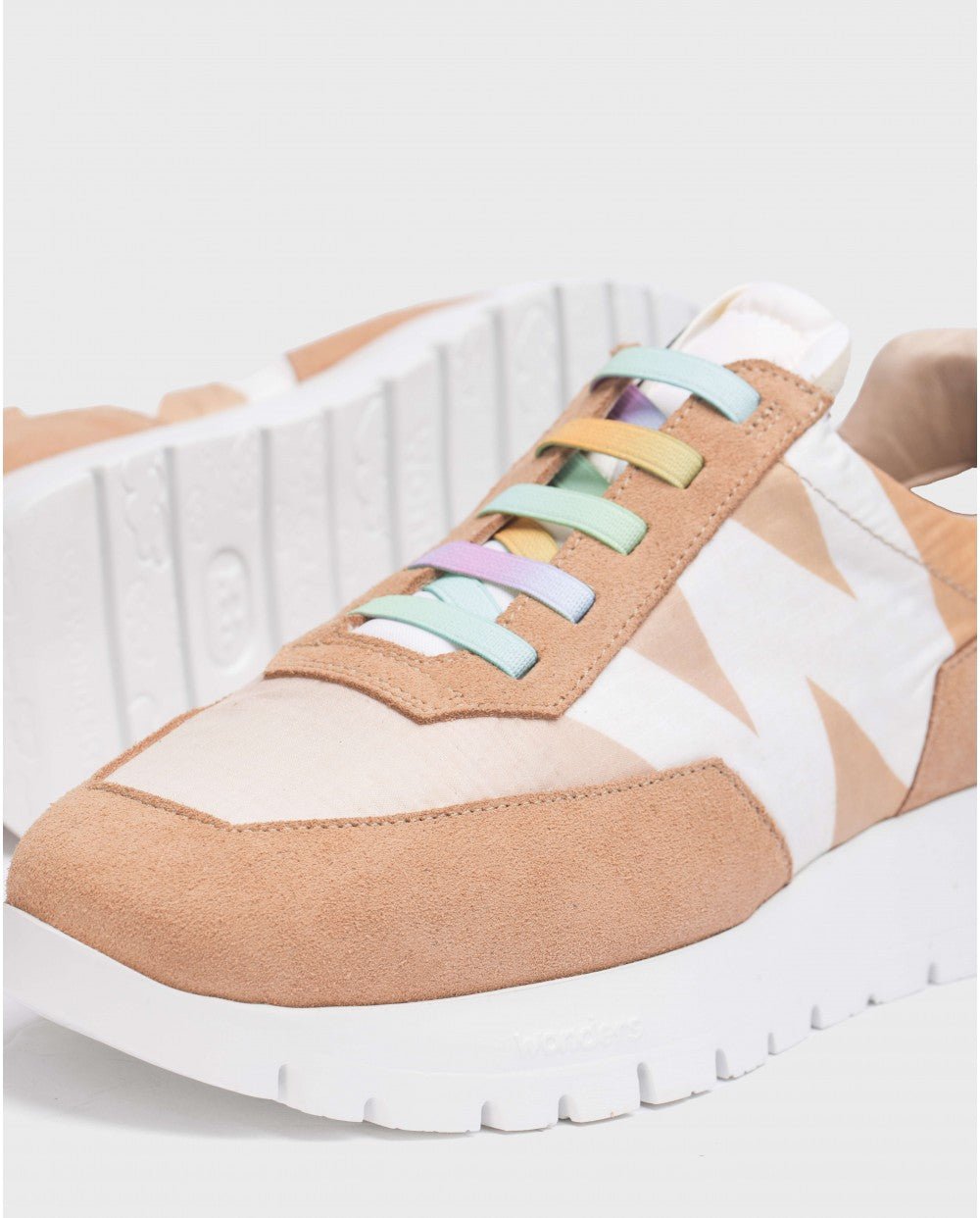 'Odisei' women's sneaker - Beige - Chaplinshoes'Odisei' women's sneaker - BeigeWonders