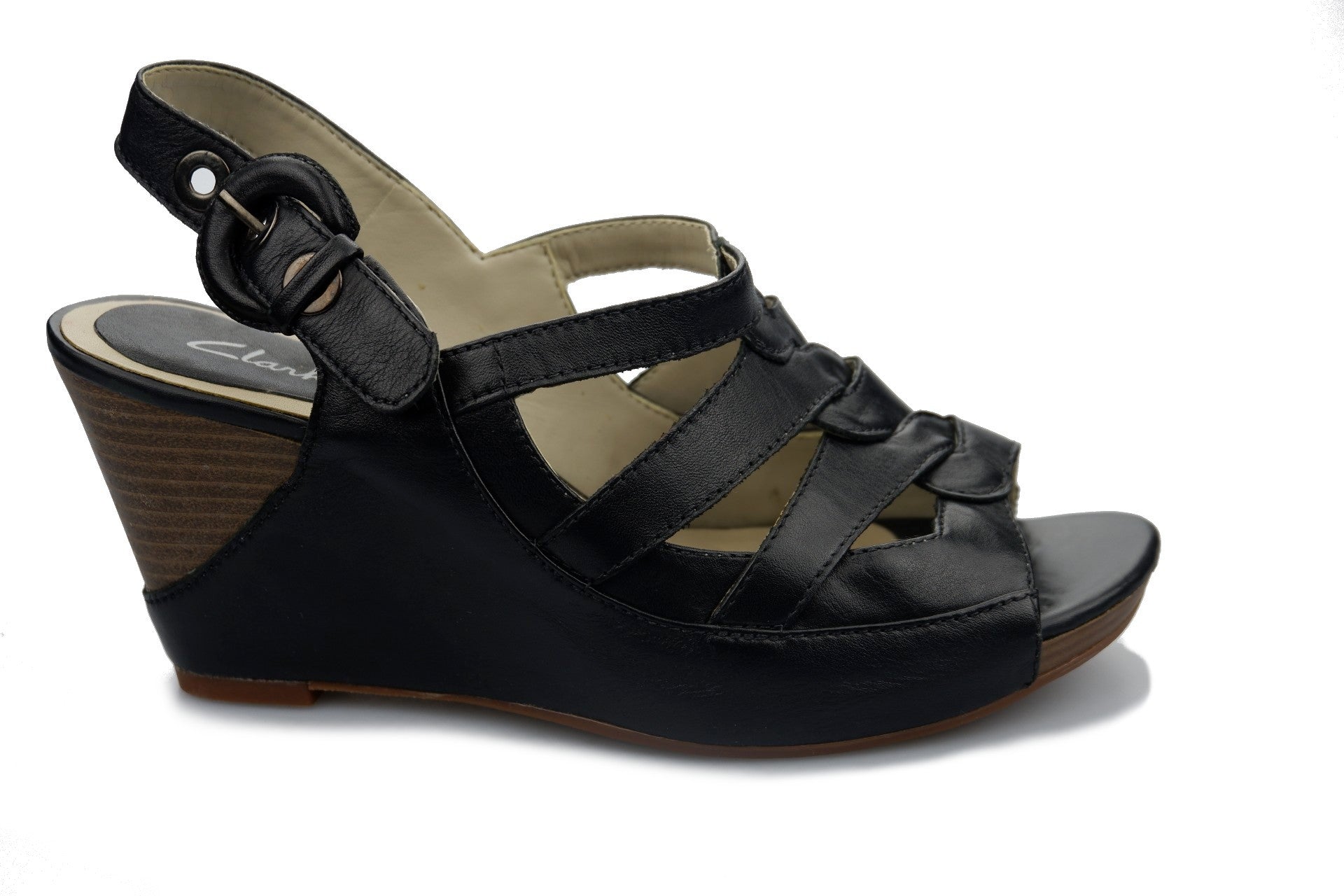 Clarks Orabella Rose Navy Combi Nbk Womens Sandals in Rajahmundry at best  price by Reliance Footprint - Justdial