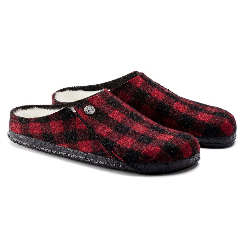 'Zermatt Rivet' men's home slippers - Red black combi - Chaplinshoes'Zermatt Rivet' men's home slippers - Red black combiBirkenstock